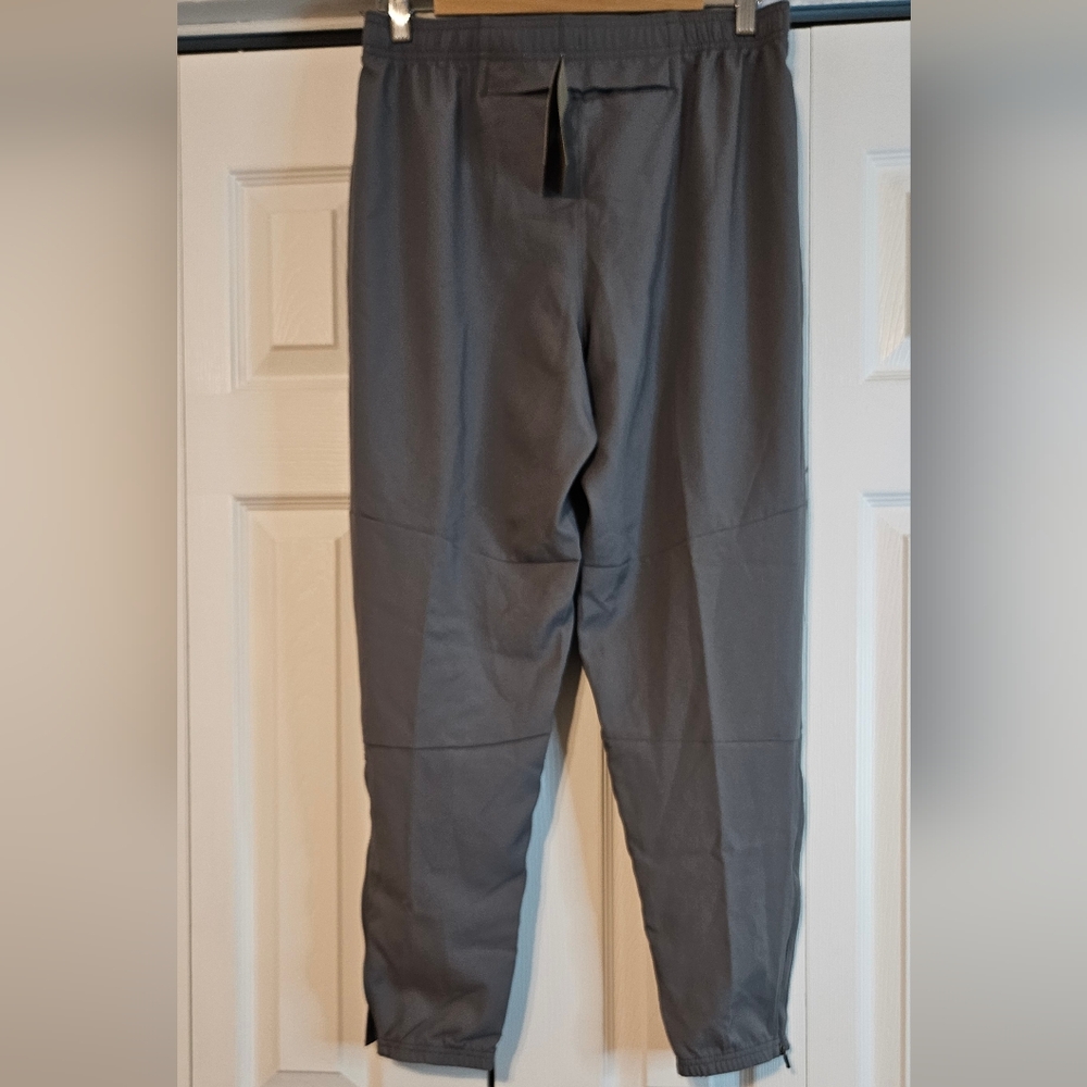 NWT Nike Mens L Dri Fit Classic Fit Athletic Pants Gray - Picture 2 of 4